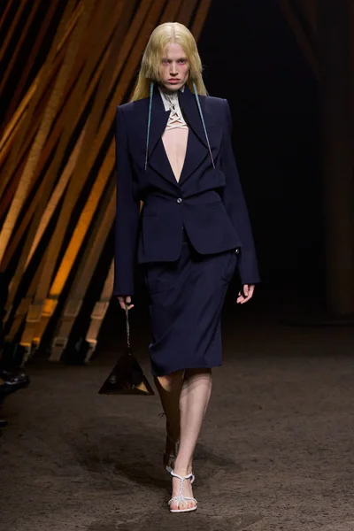 Look 6